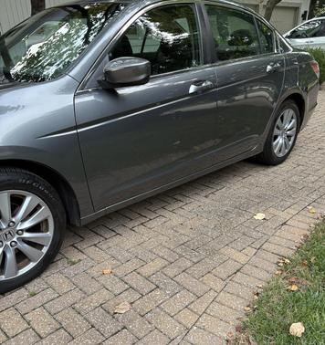 Silver 2011 Honda Accord EX-L