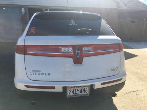 2013 Lincoln MKT Base