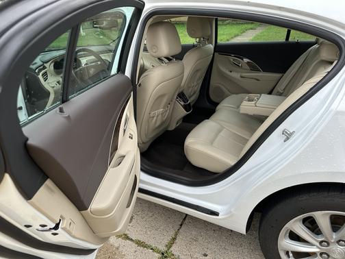 White 2016 Buick LaCrosse Leather