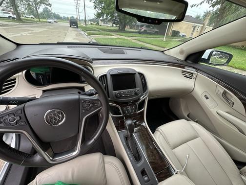 White 2016 Buick LaCrosse Leather