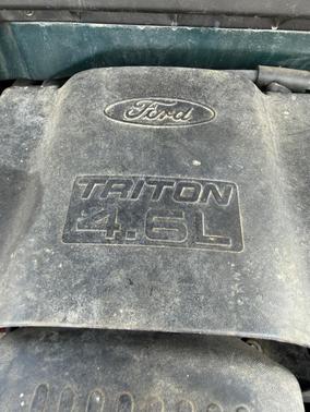 Green 1997 Ford F-150 Lariat