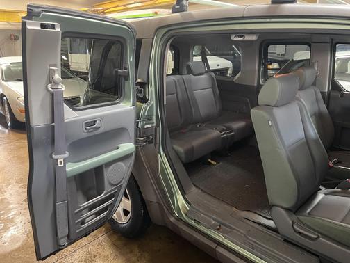 2004 Honda Element EX