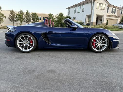 2021 Porsche 718 Spyder Base