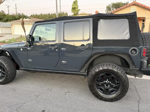 2017 Jeep Wrangler Unlimited Willys Wheeler