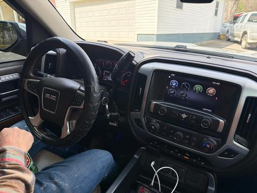 White 2015 GMC Sierra 1500 SLT