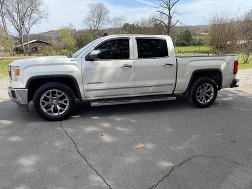 White 2015 GMC Sierra 1500 SLT
