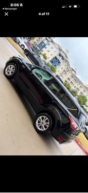 Black 2017 Ford Escape SE