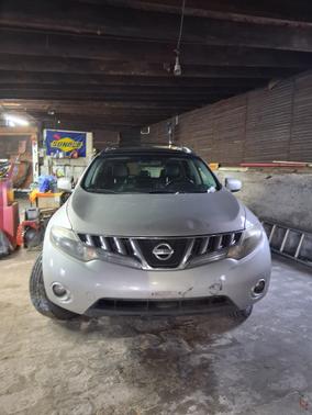 2010 Nissan Murano LE