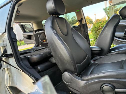 Beige 2014 MINI Clubman Cooper