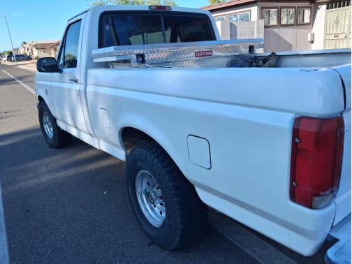 White 1996 Ford F-150 XL