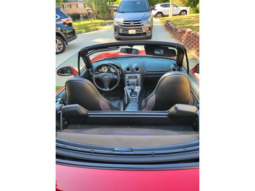 Red 2004 Mazda MX-5 Miata Base