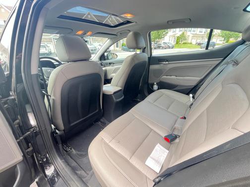 2017 Hyundai ELANTRA Limited