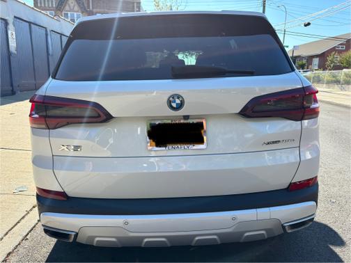 2023 BMW X5 PHEV xDrive45e
