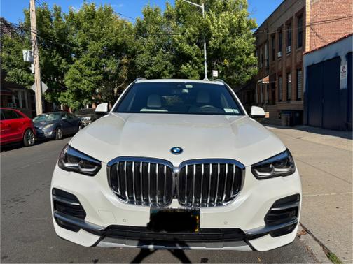 2023 BMW X5 PHEV xDrive45e