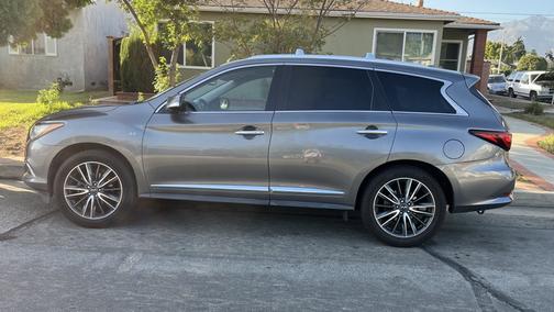 Gray 2019 INFINITI QX60 LUXE