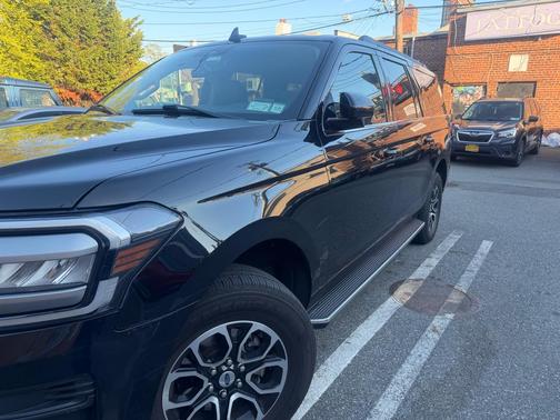 Black 2023 Ford Expedition Max XLT