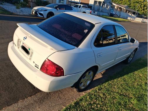 White 2005 Nissan Sentra 1.8 S
