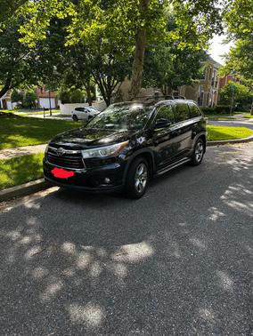 Black 2016 Toyota Highlander Limited Platinum