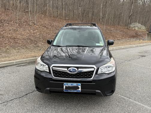 Black 2015 Subaru Forester 2.5i Premium