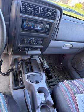Blue 1998 Jeep Cherokee Classic 4WD