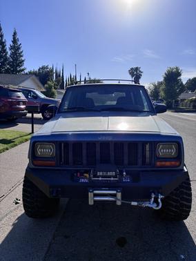 Blue 1998 Jeep Cherokee Classic 4WD