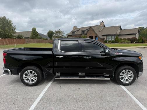 Black 2022 Chevrolet Silverado 1500 LTZ