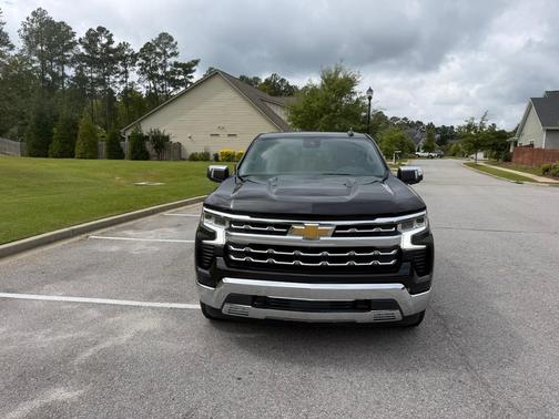 Black 2022 Chevrolet Silverado 1500 LTZ