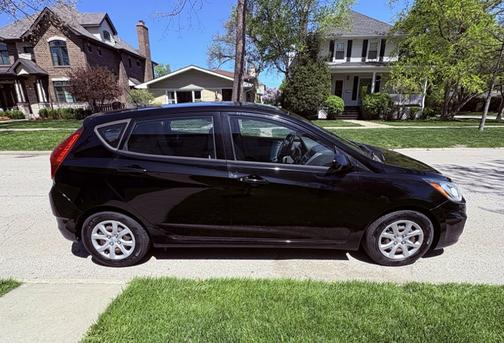 Black 2014 Hyundai Accent GS