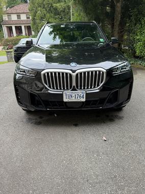 Black 2025 BMW X5 PHEV xDrive50e