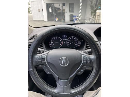 2013 Acura ILX 2.0L w/Premium Package