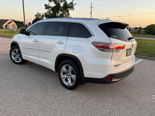 2015 Toyota Highlander Limited Platinum
