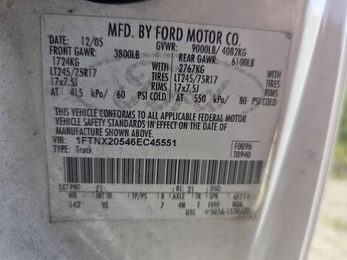 2006 Ford F-250 XL SuperCab Super Duty