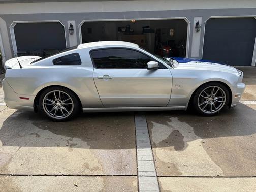 2014 Ford Mustang GT Premium