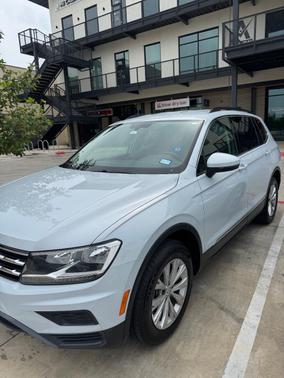 Silver 2018 Volkswagen Tiguan 2.0T SE