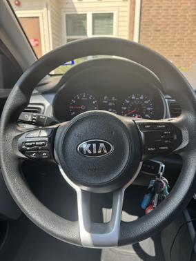 Black 2019 Kia Rio S