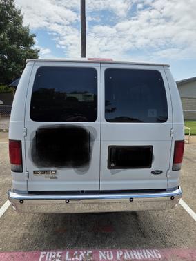 2007 Ford E350 Super Duty XLT Extended Wagon