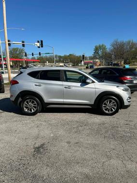 2018 Hyundai TUCSON SEL