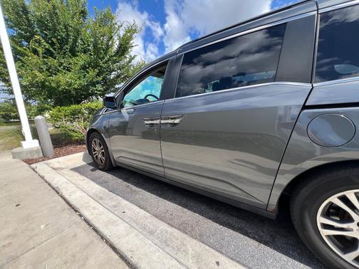 Gray 2013 Honda Odyssey EX-L