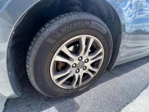 Gray 2013 Honda Odyssey EX-L