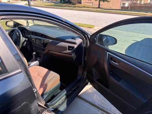 Black 2015 Toyota Corolla LE