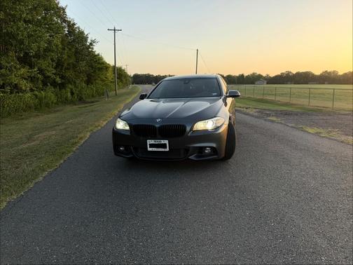 Gray 2016 BMW 535 i