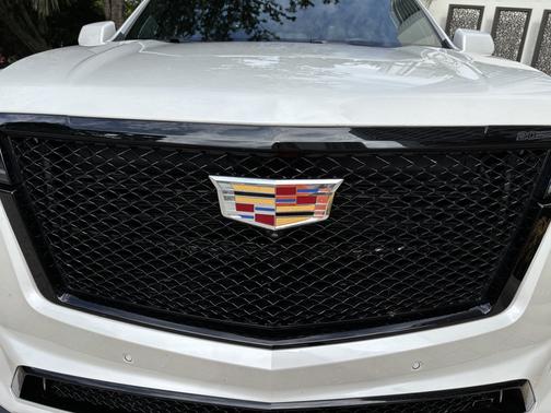 2024 Cadillac Escalade V-Series