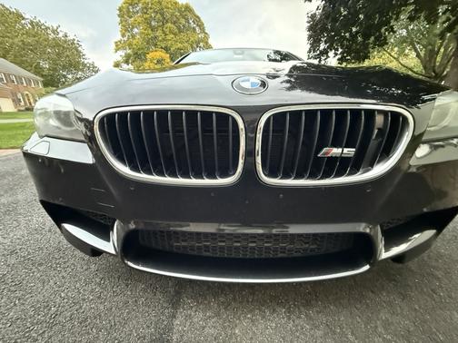 Black 2013 BMW M5 Base