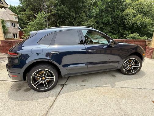 Blue 2020 Porsche Macan Macan S