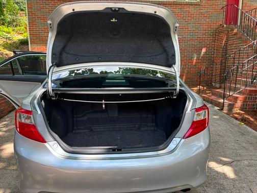 Silver 2014 Toyota Camry Hybrid XLE
