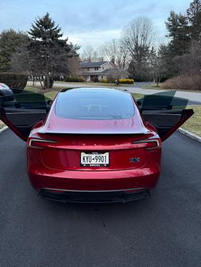 2024 Tesla Model 3 Performance