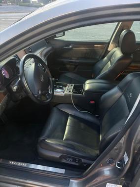 Gray 2009 INFINITI M35 x