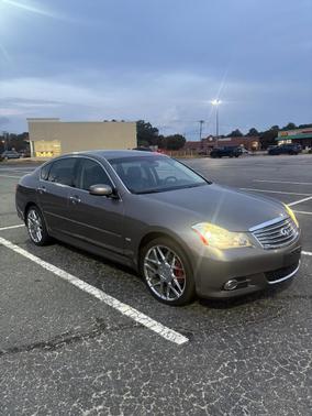 Gray 2009 INFINITI M35 x