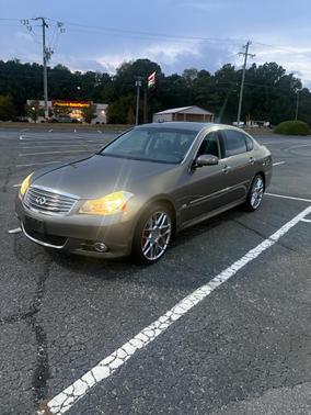 Gray 2009 INFINITI M35 x