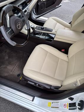 2017 Lexus ES 350 Base
